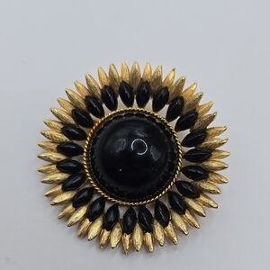 Capri Gold Tone & Black Sunburst Vintage Brooch